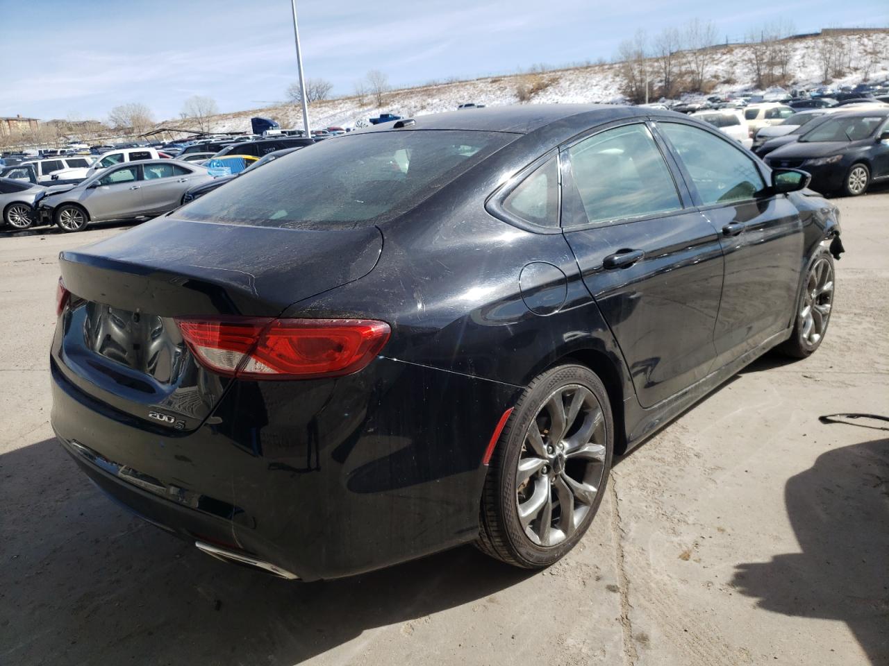 Photo 4 from auction – 2015 CHRYSLER 200 S with VIN 1C3CCCBG2FN516294