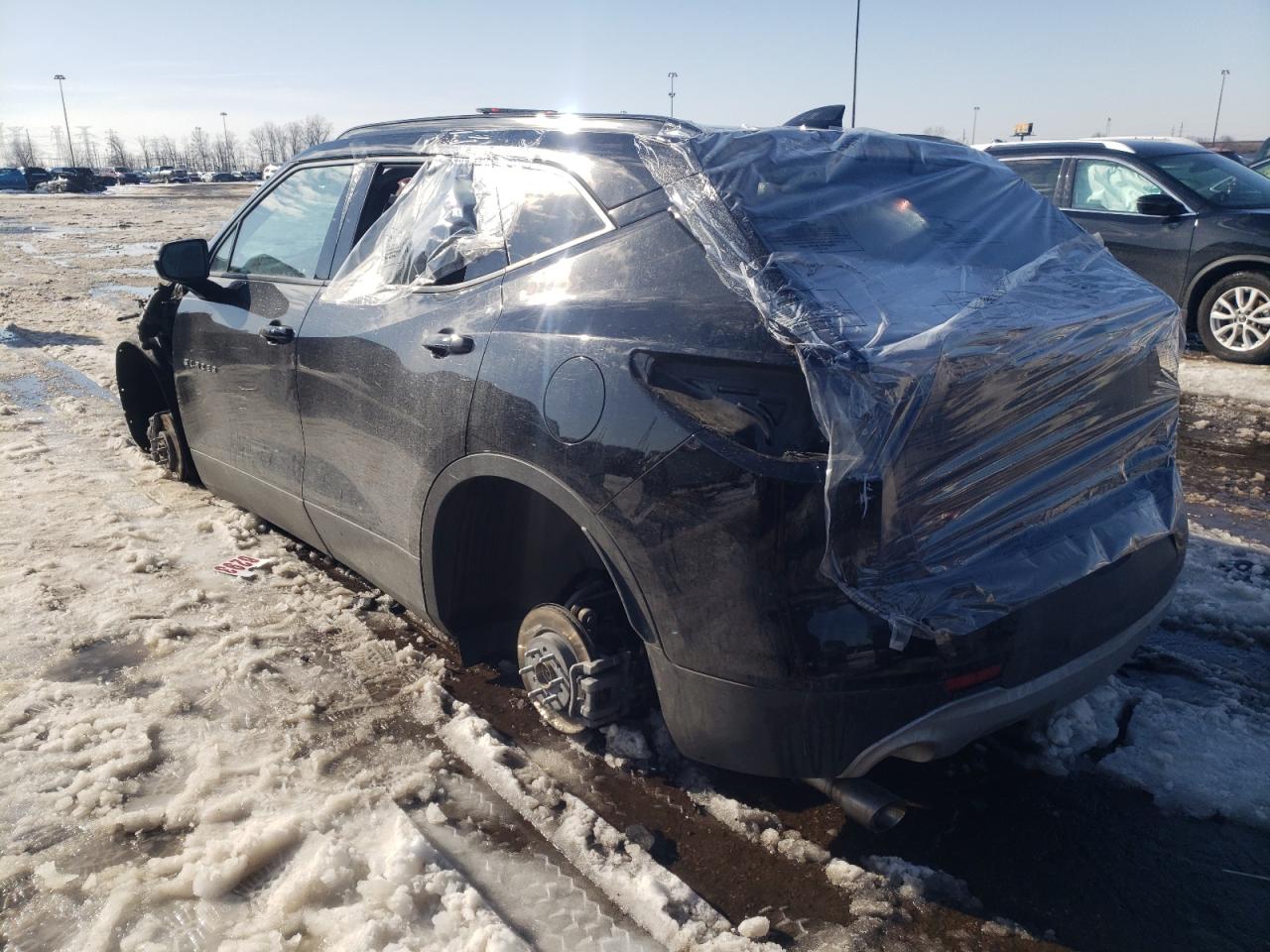 Photo 3 from auction – 2021 CHEVROLET BLAZER 2LT with VIN 3GNKBCRS5MS534982
