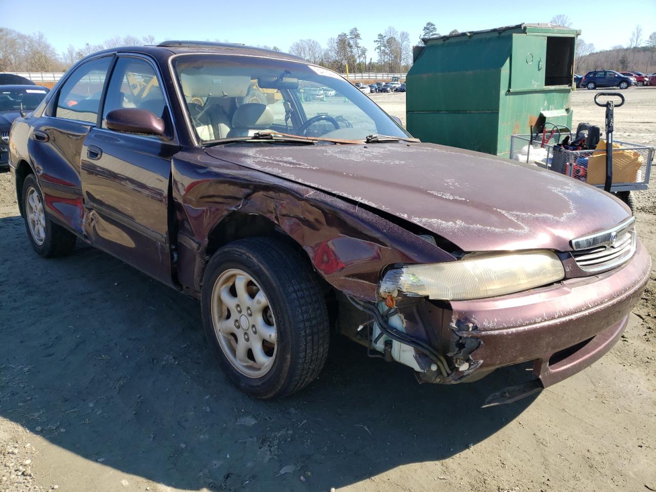 MAZDA 626 ES 1996 z numerem VIN 1YVGE22D9T5528701 - Zdjęcie z aukcji