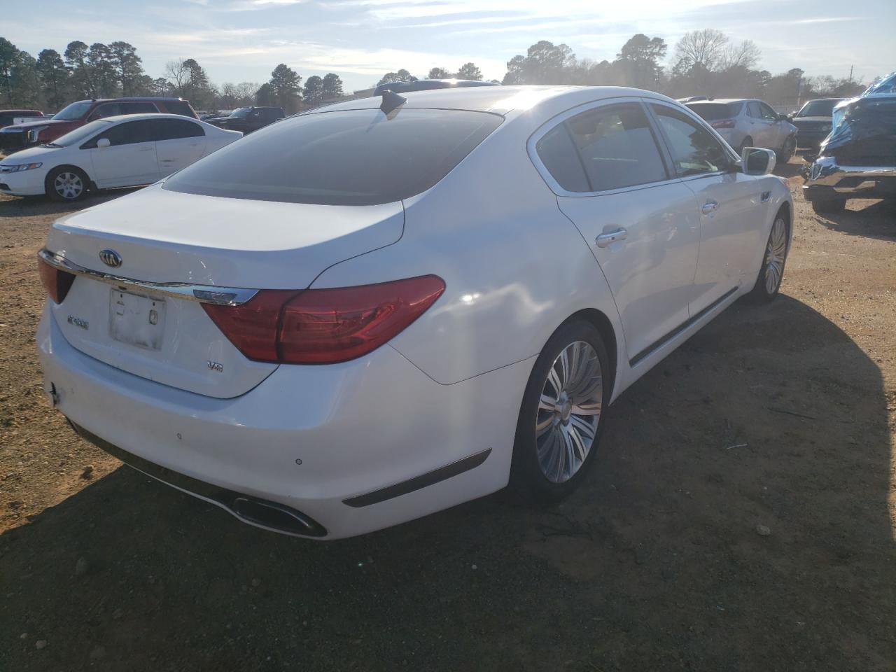 Photo 4 from auction – 2015 KIA K900 with VIN KNALU4D45F6027560