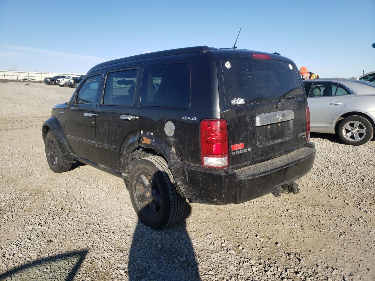 Photo 3 from auction – 2010 DODGE NITRO SXT with VIN 1D4PU5GK1AW137571