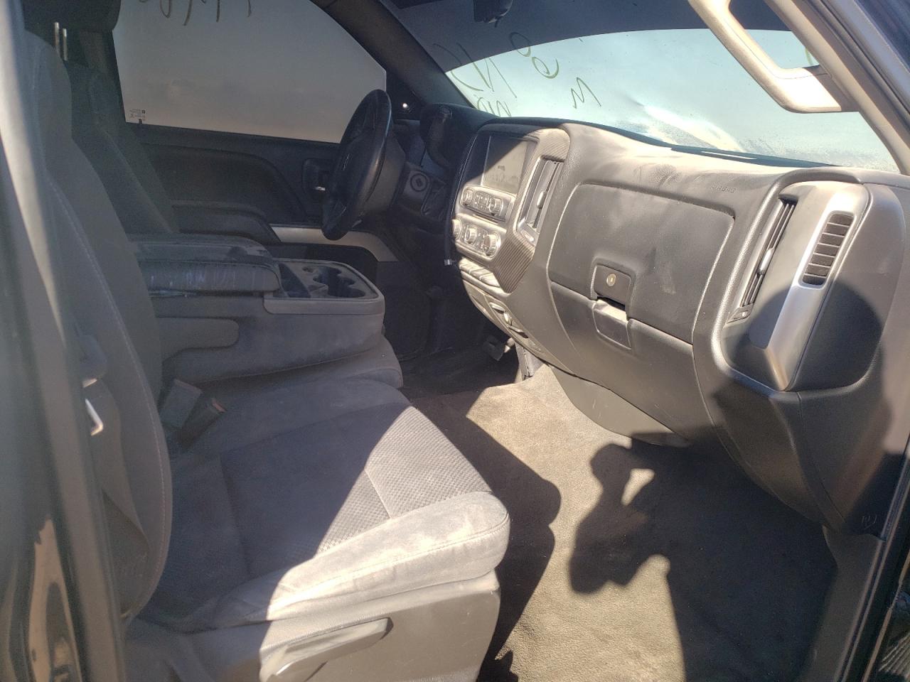Photo 5 from auction – 2018 CHEVROLET SILVERADO with VIN 3GCPCREC7JG260129