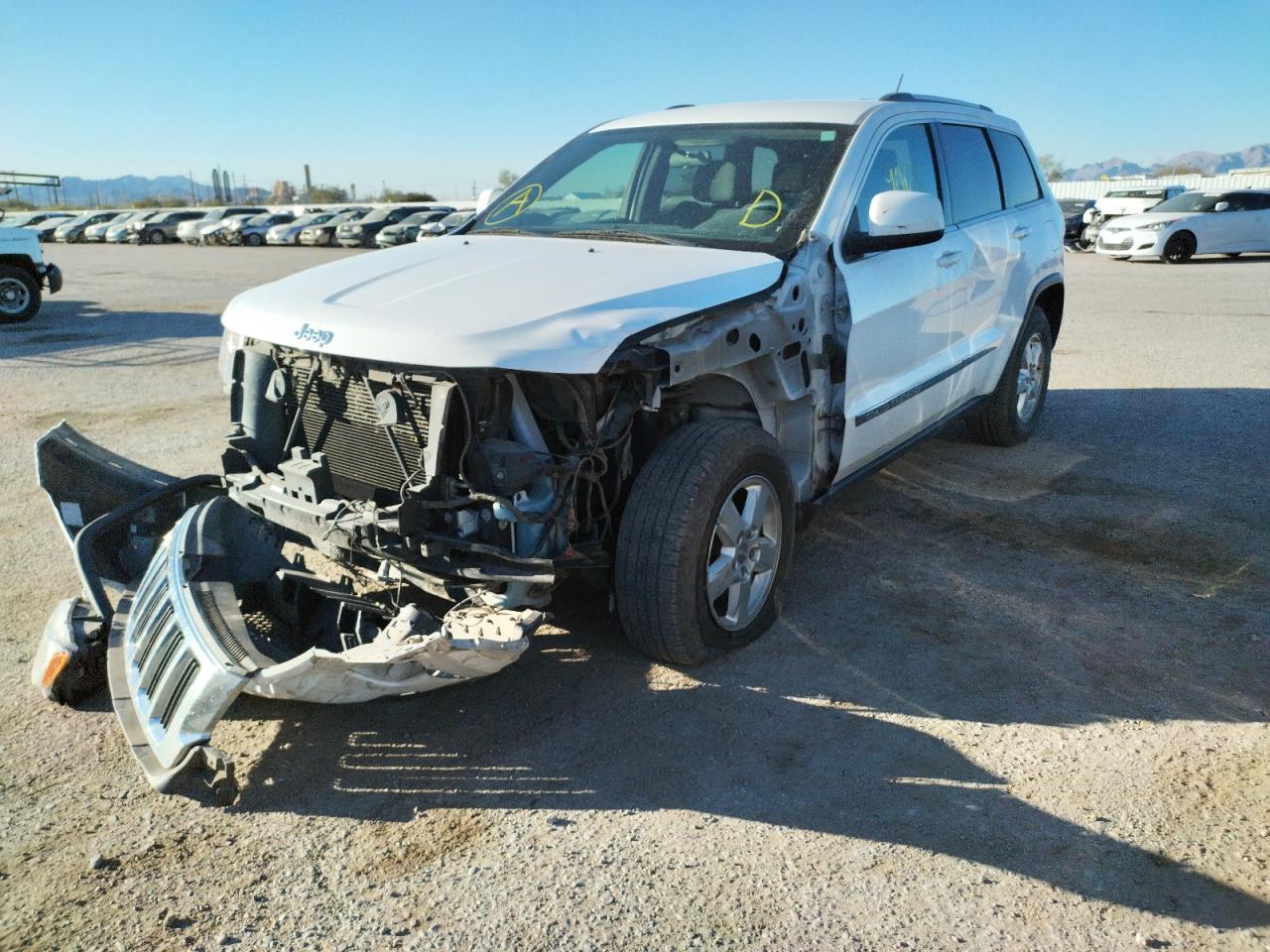 Photo 2 from auction – 2013 JEEP GRAND CHER with VIN 1C4RJFAG8DC549579