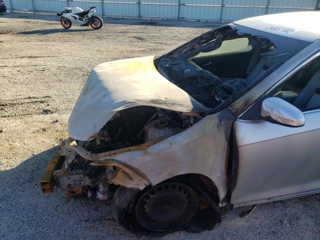 Photo 9 from auction – 2012 TOYOTA CAMRY BASE with VIN 4T4BF1FKXCR208391