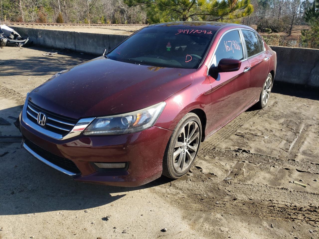 Photo 2 from auction – 2015 HONDA ACCORD SPO with VIN 1HGCR2F58FA011107