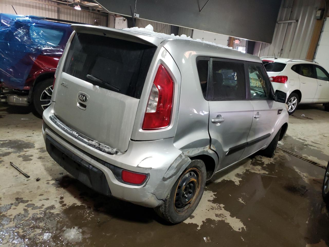 Photo 4 from auction – 2013 KIA SOUL with VIN KNDJT2A58D7484594