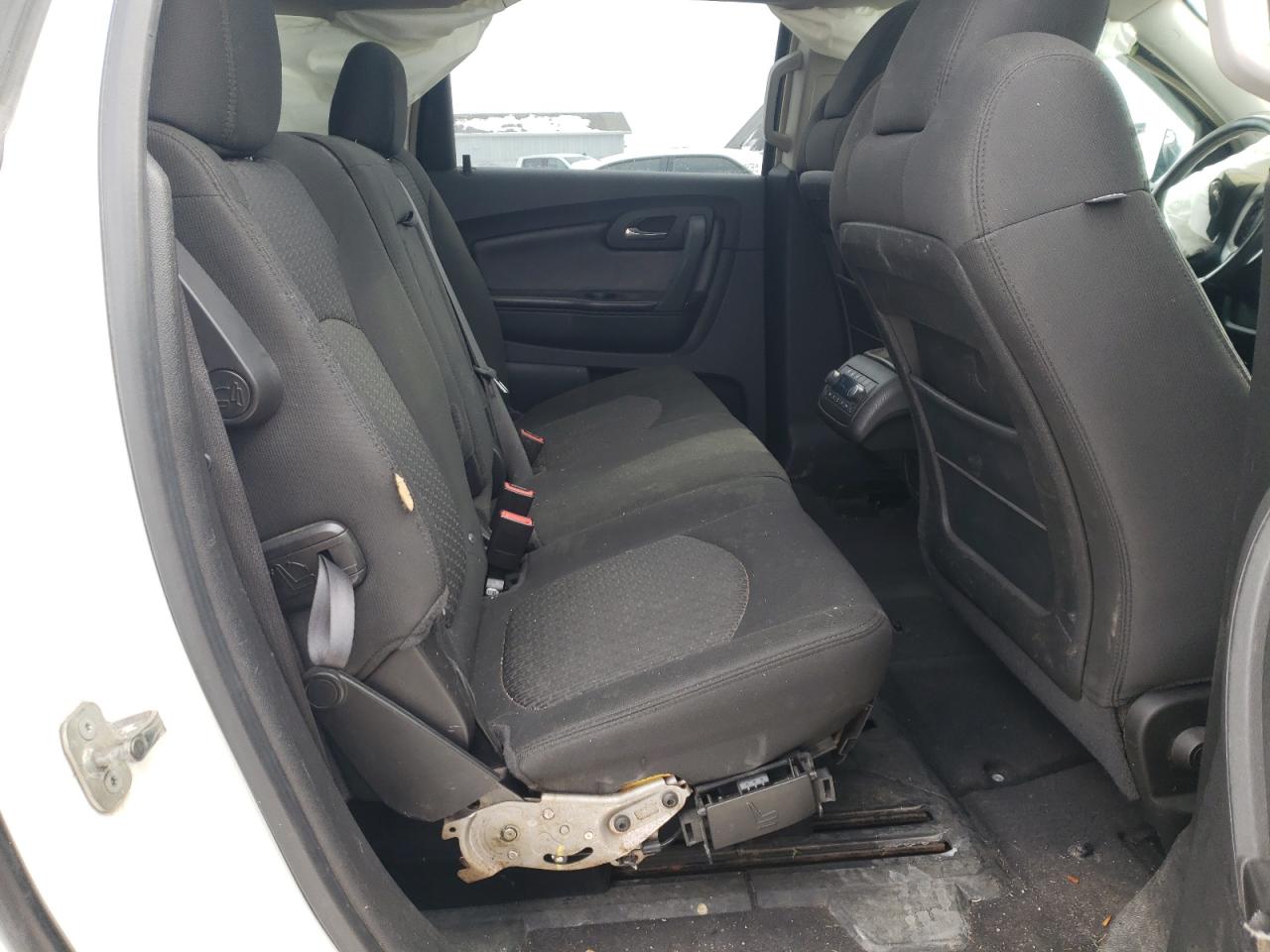 Photo 6 from auction – 2009 CHEVROLET TRAVERSE L with VIN 1GNEV23D79S110618