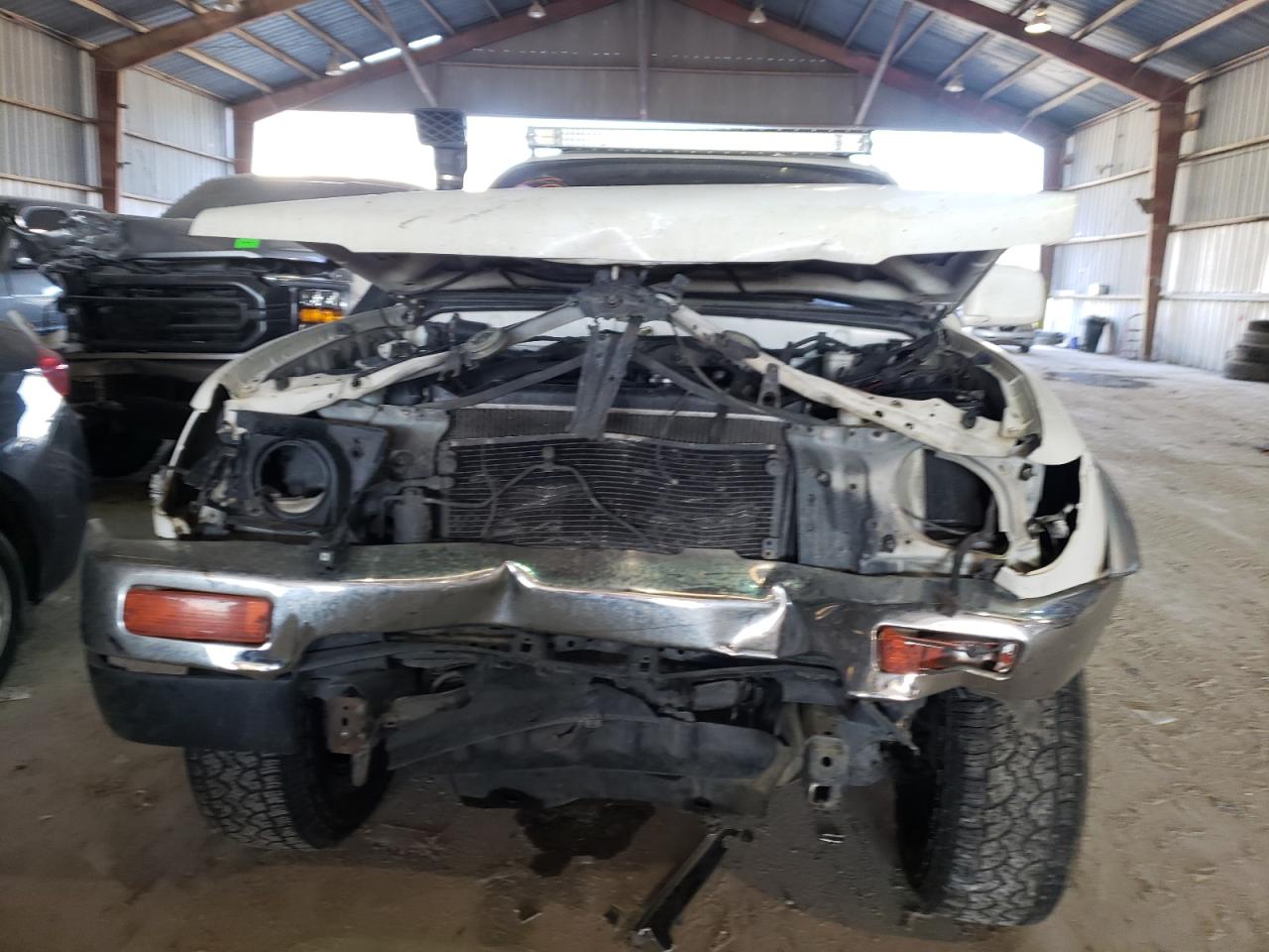 Photo 9 from auction – 1998 TOYOTA 4RUNNER LI with VIN JT3GN87R1W0081736