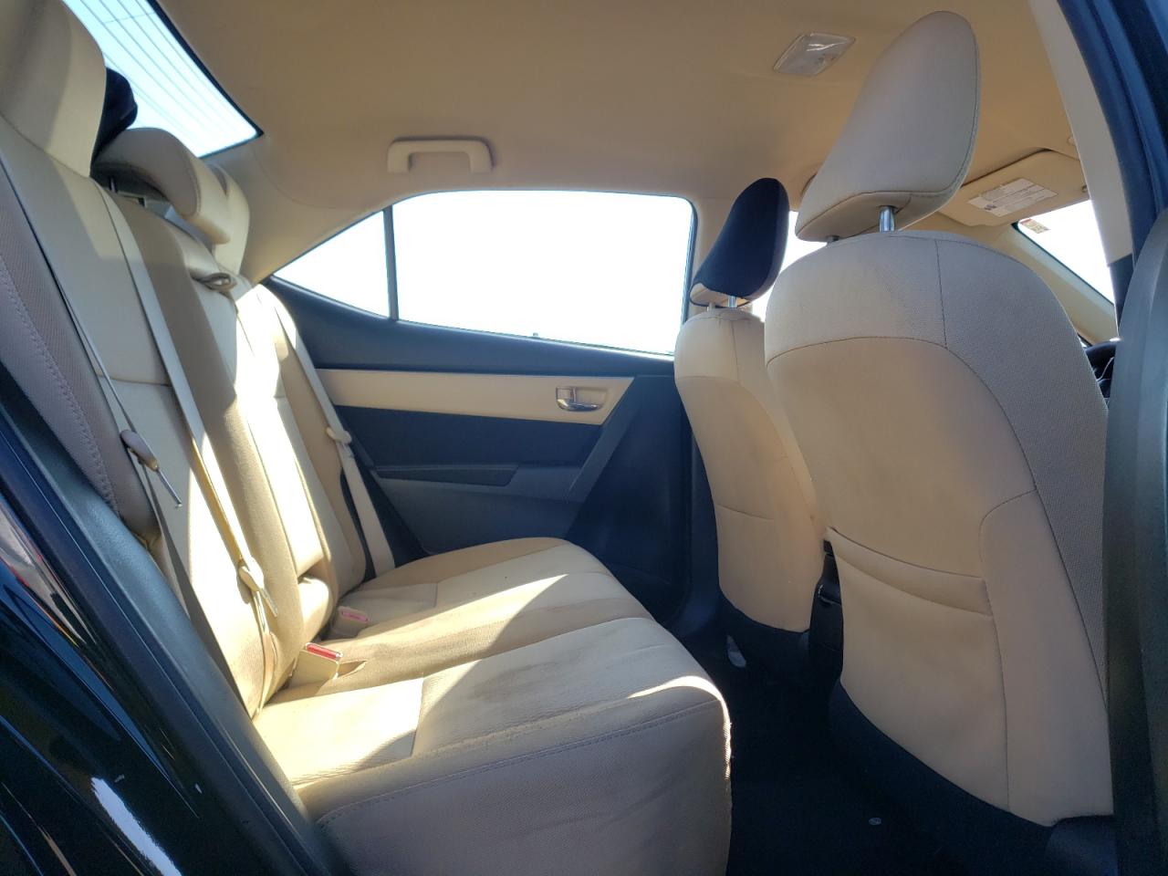 Photo 6 from auction – 2017 TOYOTA COROLLA L with VIN 2T1BURHE4HC883068