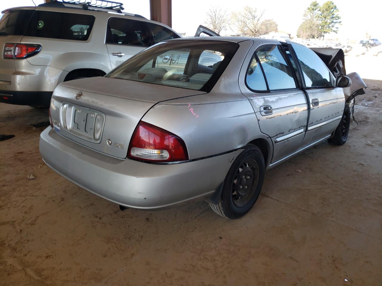 Photo 4 from auction – 2002 NISSAN SENTRA XE with VIN 3N1CB51D12L669831