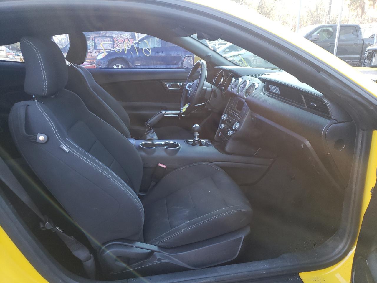 Photo 5 from auction – 2015 FORD MUSTANG with VIN 1FA6P8AM7F5347946