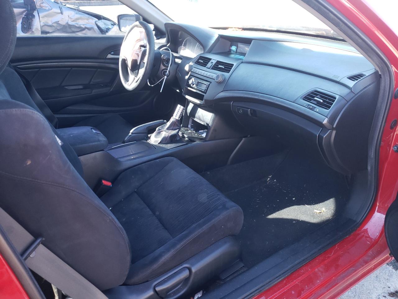 Photo 5 from auction – 2012 HONDA ACCORD LX with VIN 1HGCS1B32CA008301