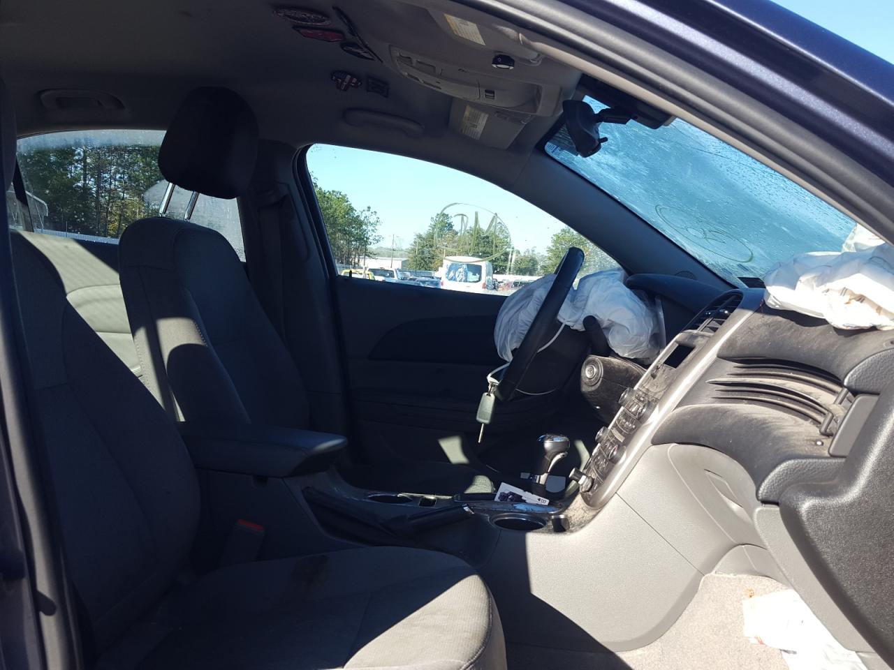 Photo 5 from auction – 2015 CHEVROLET MALIBU LS with VIN 1G11A5SL8FF148935