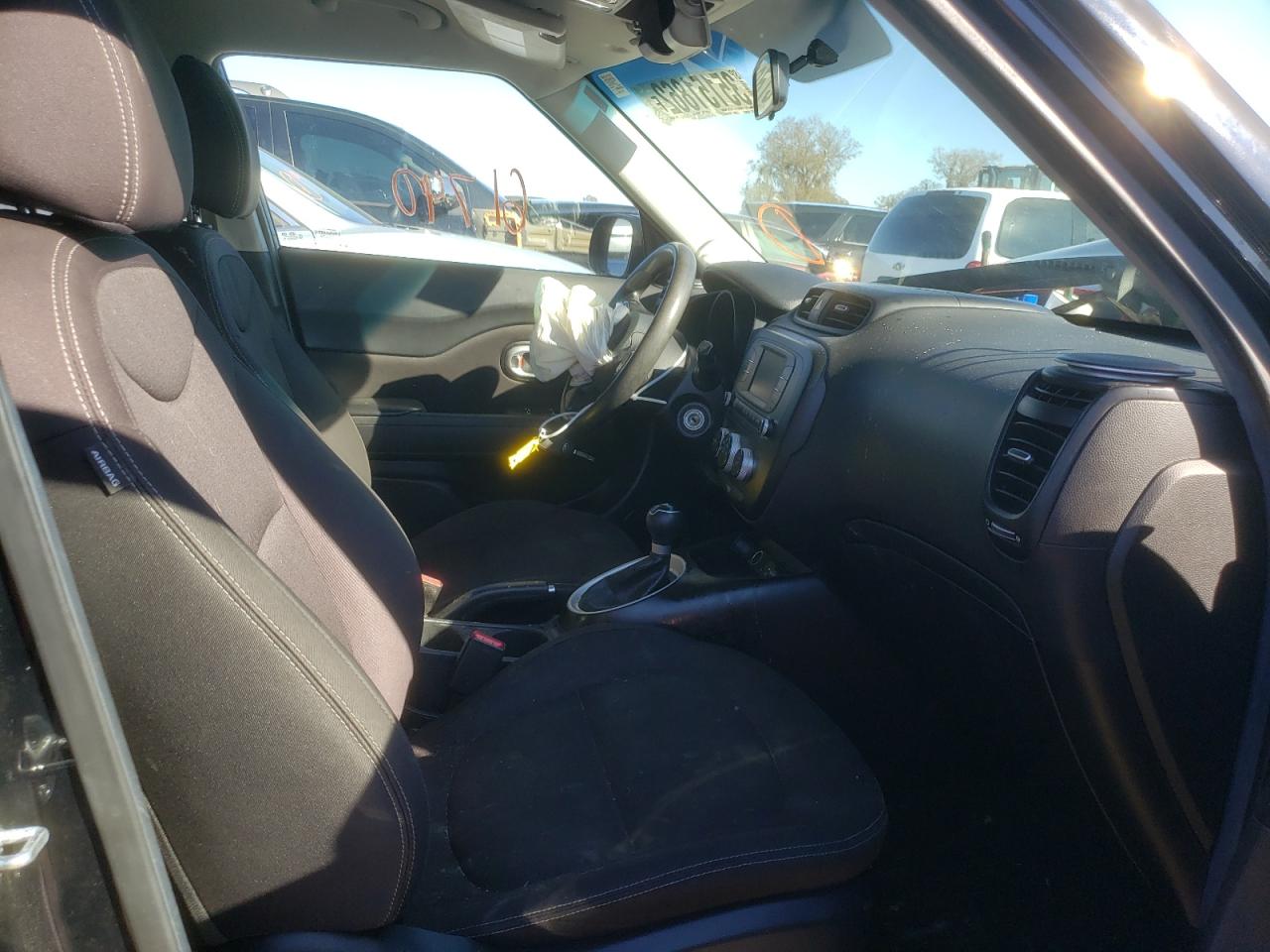 Photo 5 from auction – 2017 KIA SOUL with VIN KNDJN2A21H7486936