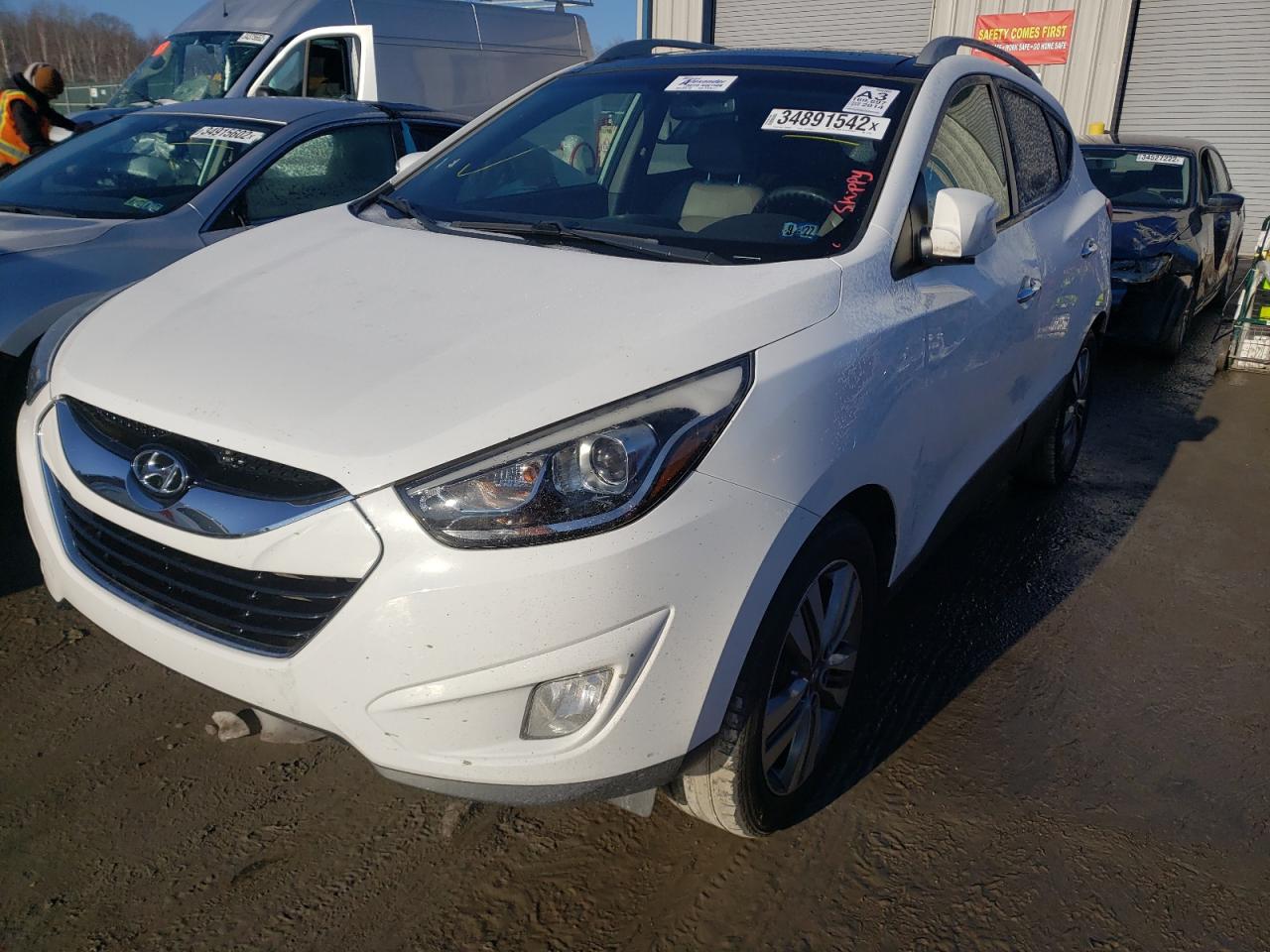 Photo 2 from auction – 2014 HYUNDAI TUCSON GLS with VIN KM8JUCAG9EU844149