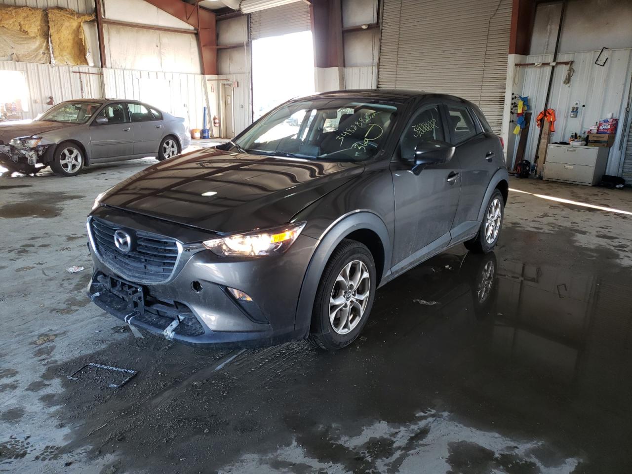 Photo 2 from auction – 2017 MAZDA CX-3 SPORT with VIN JM1DKFB7XH0177322