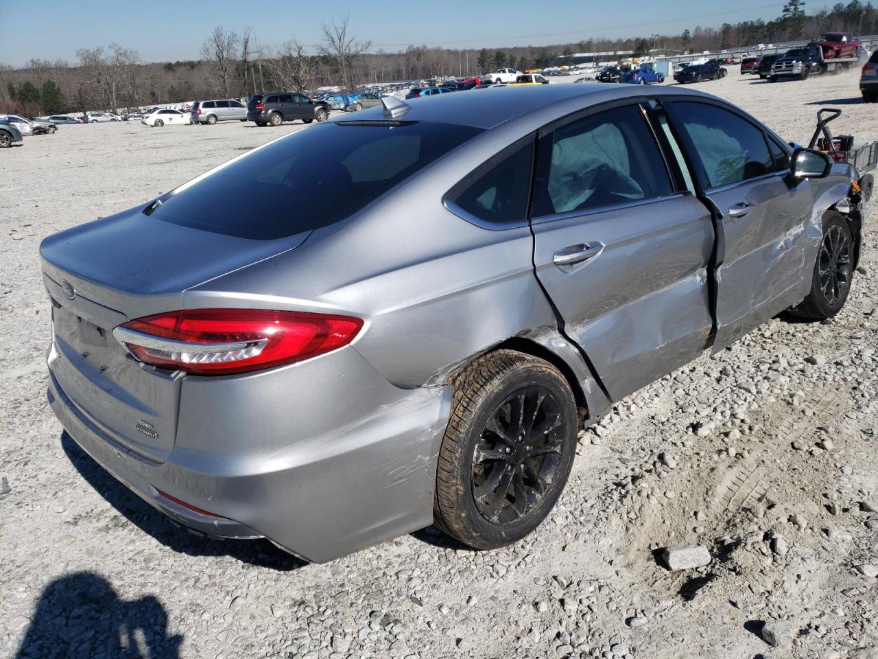 Photo 4 from auction – 2020 FORD FUSION SE with VIN 3FA6P0LU3LR102794