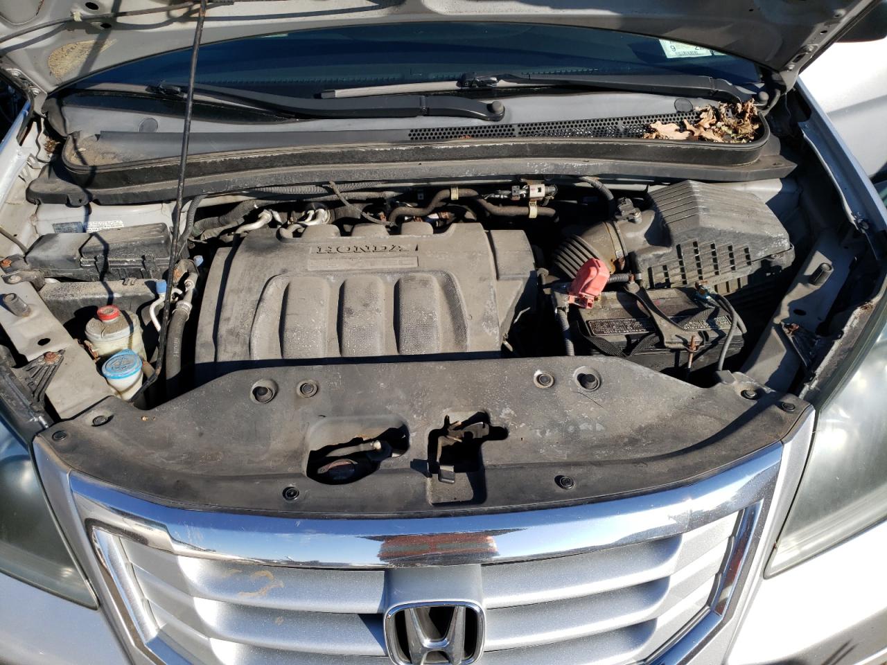 Photo 7 from auction – 2010 HONDA ODYSSEY with VIN 5FNRL3H27AB100492