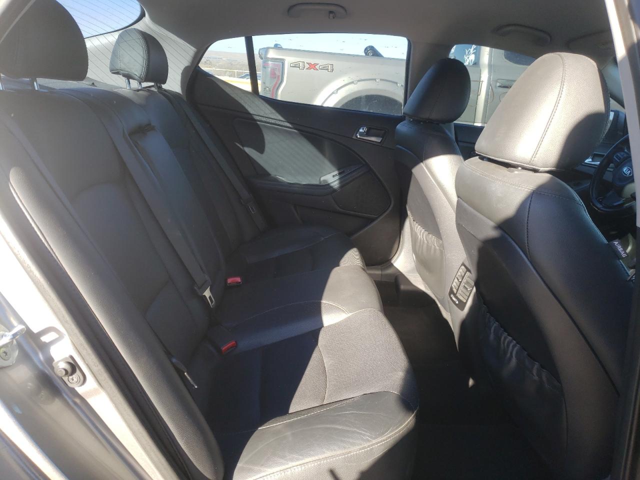 Photo 6 from auction – 2014 KIA OPTIMA SX with VIN 5XXGR4A74EG296945