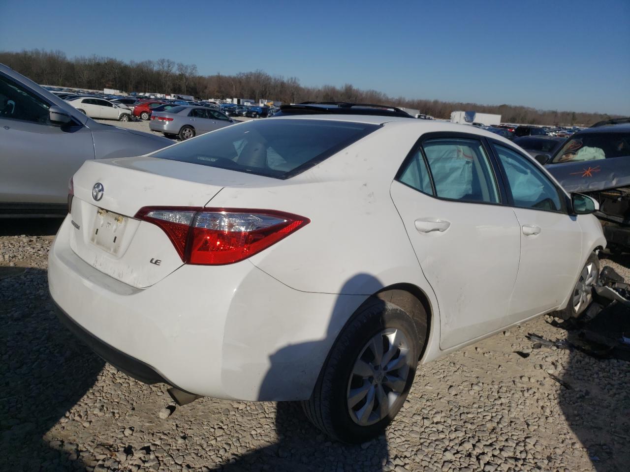 Photo 4 from auction – 2016 TOYOTA COROLLA L with VIN 5YFBURHE8GP440940