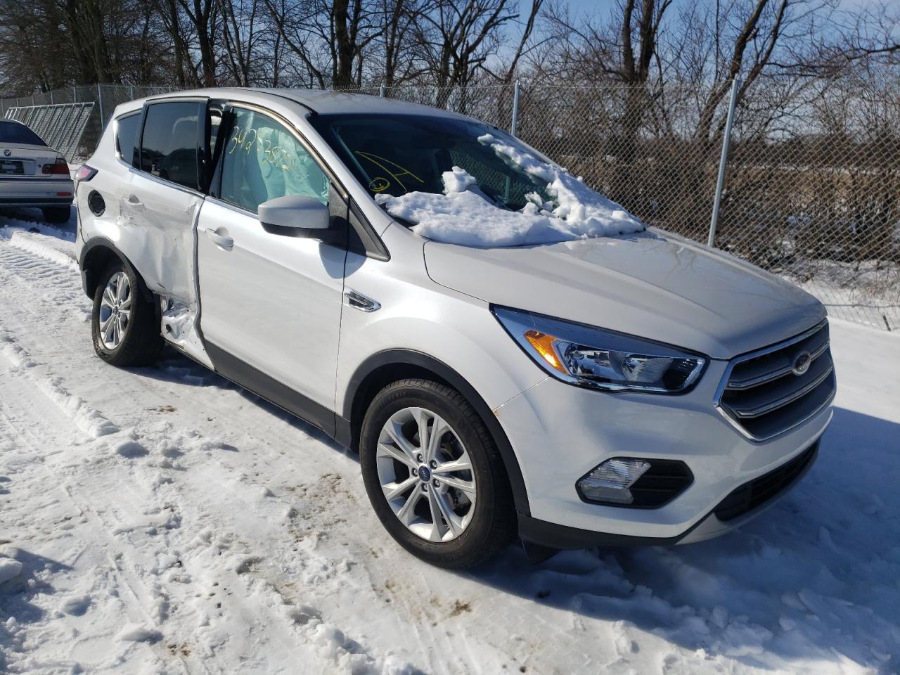 FORD ESCAPE SE 2017 with VIN 1FMCU0GD0HUD17769 - Photo from auction