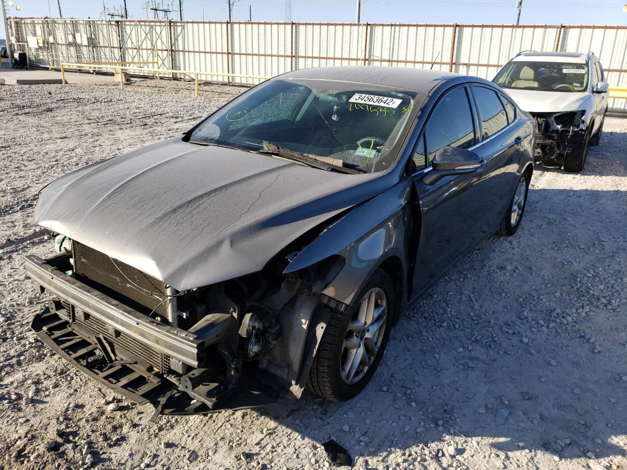Photo 2 from auction – 2013 FORD FUSION SE with VIN 3FA6P0HR5DR247535