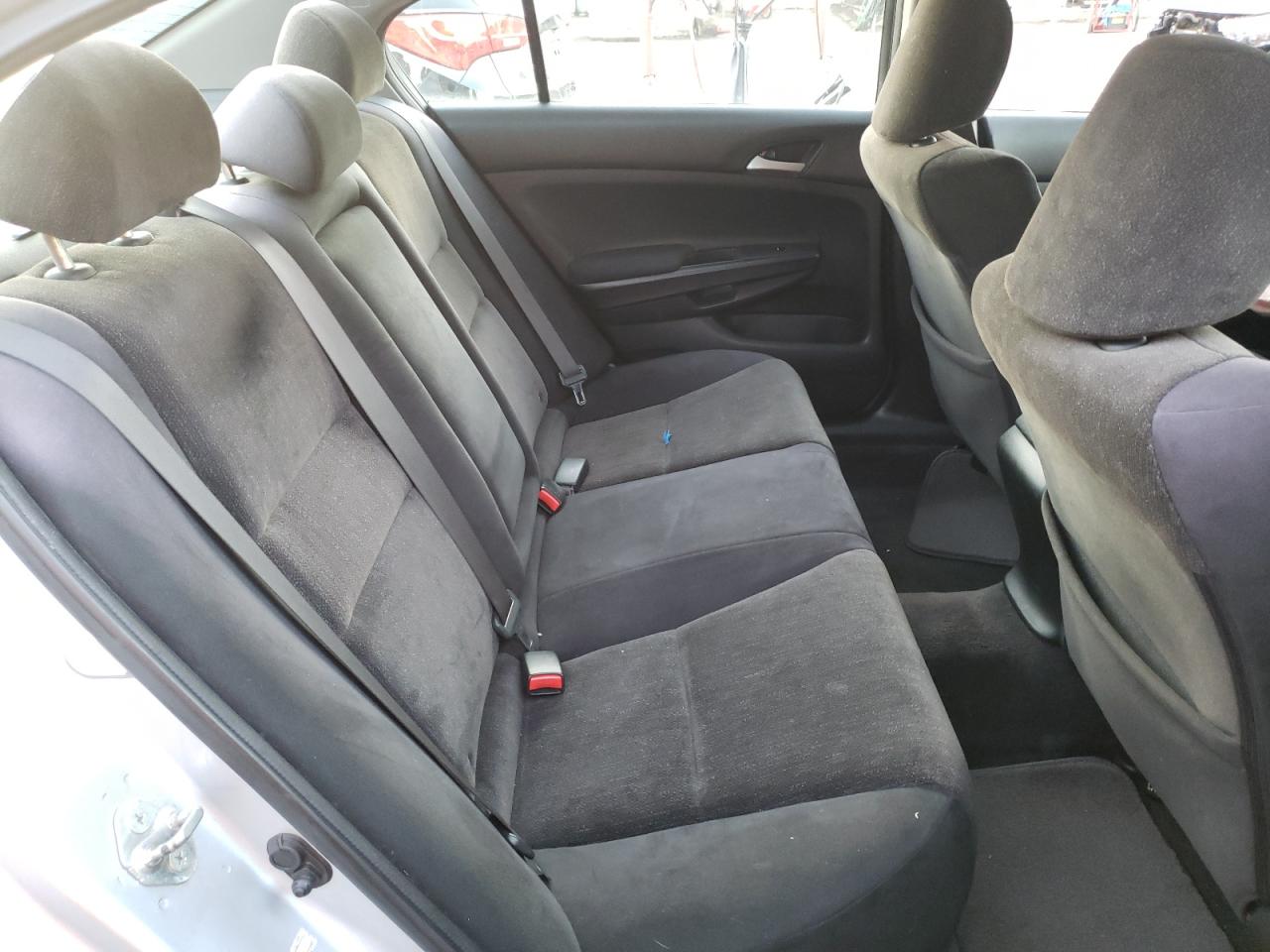Photo 6 from auction – 2010 HONDA ACCORD LXP with VIN 1HGCP2F44AA012759