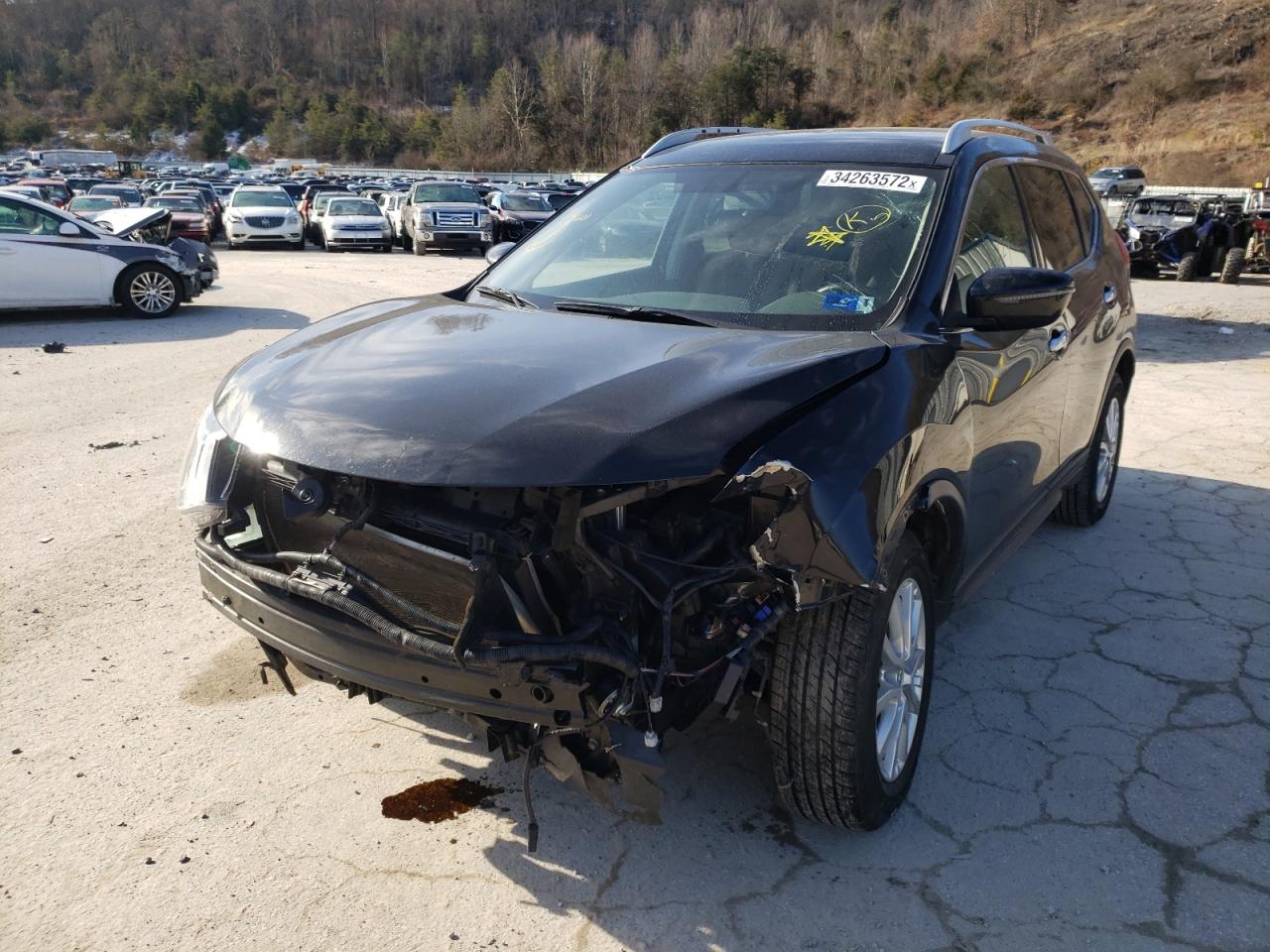 Photo 2 from auction – 2017 NISSAN ROGUE S with VIN KNMAT2MV3HP514537
