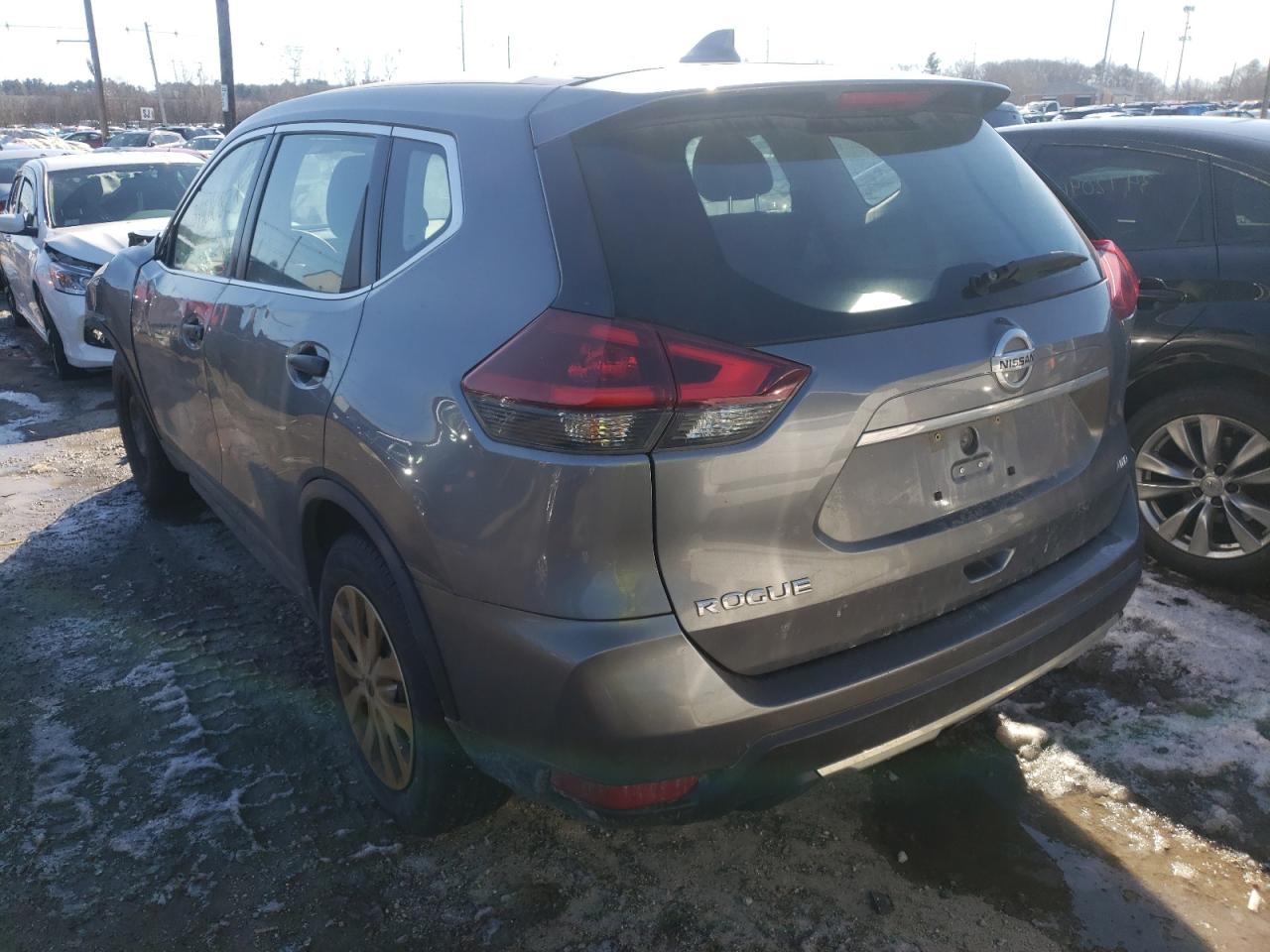Photo 3 from auction – 2018 NISSAN ROGUE S with VIN KNMAT2MV4JP583355