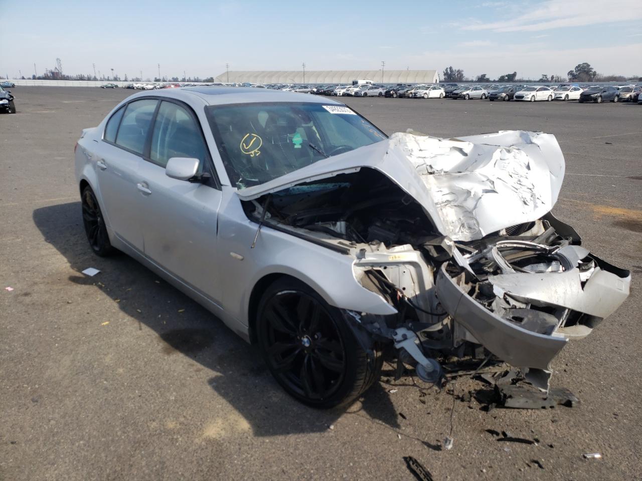 BMW 525 I 2006 with VIN WBANE53526CK85171 - Photo from auction