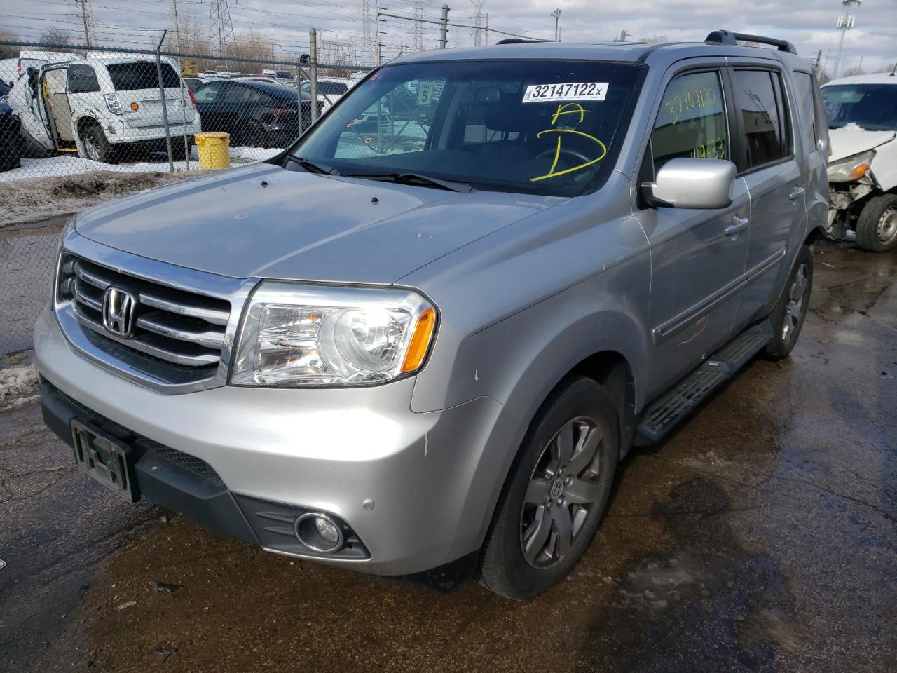 Photo 2 from auction – 2012 HONDA PILOT TOUR with VIN 5FNYF4H92CB016251