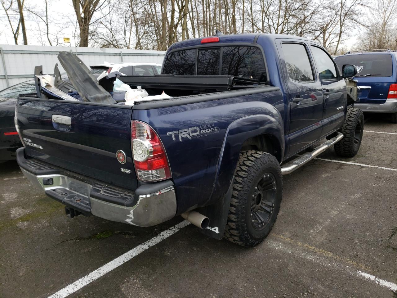Photo 4 from auction – 2012 TOYOTA TACOMA DOU with VIN 3TMLU4EN3CM086659