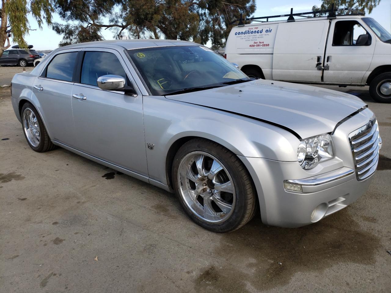 CHRYSLER 300C 2007 with VIN 2C3KA63H07H835813 - Photo from auction