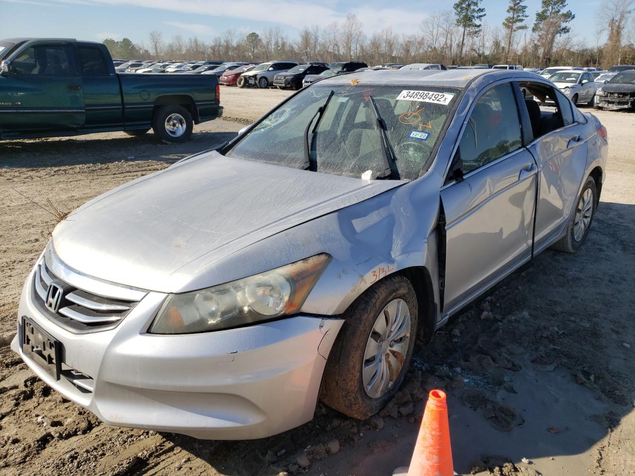 Photo 2 from auction – 2011 HONDA ACCORD LX with VIN 1HGCP2F30BA008975