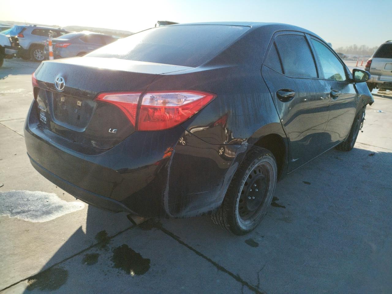 Photo 4 from auction – 2017 TOYOTA COROLLA L with VIN 5YFBURHE1HP669140