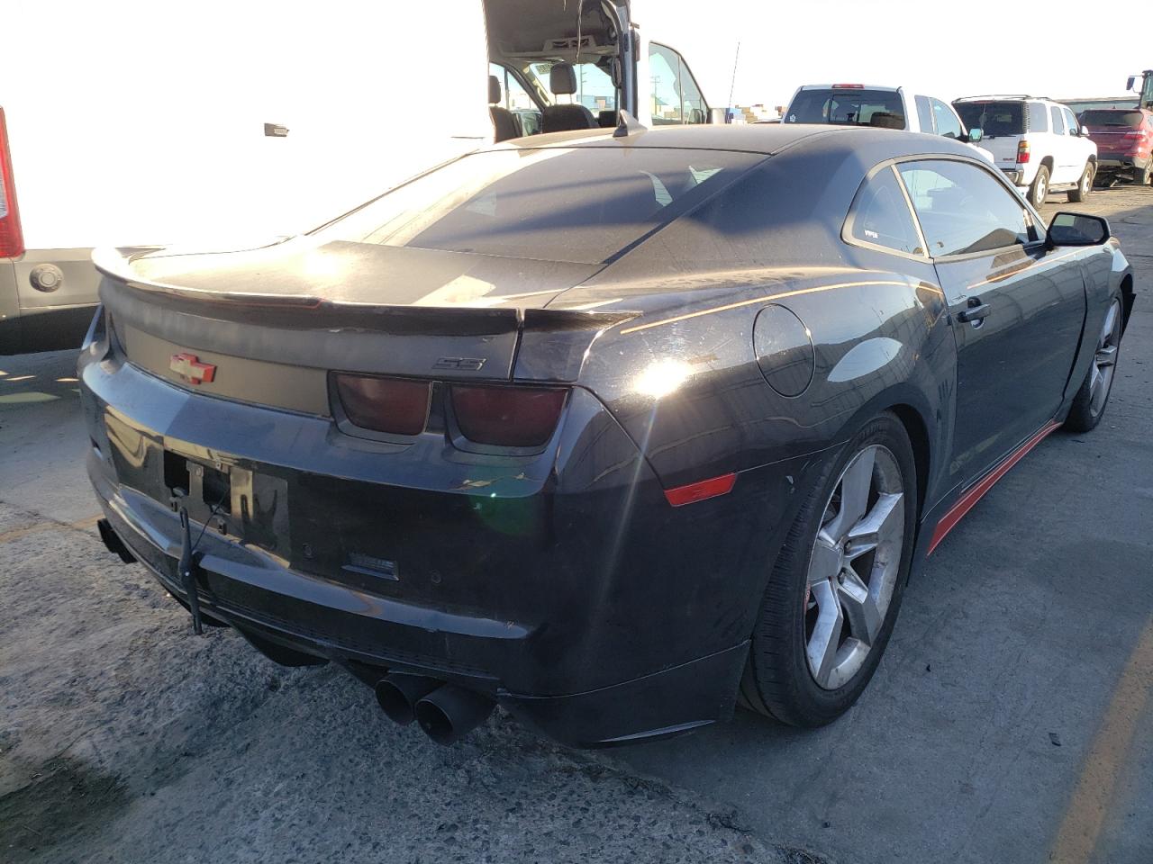 Photo 4 from auction – 2010 CHEVROLET CAMARO SS with VIN 2G1FK1EJ2A9170470