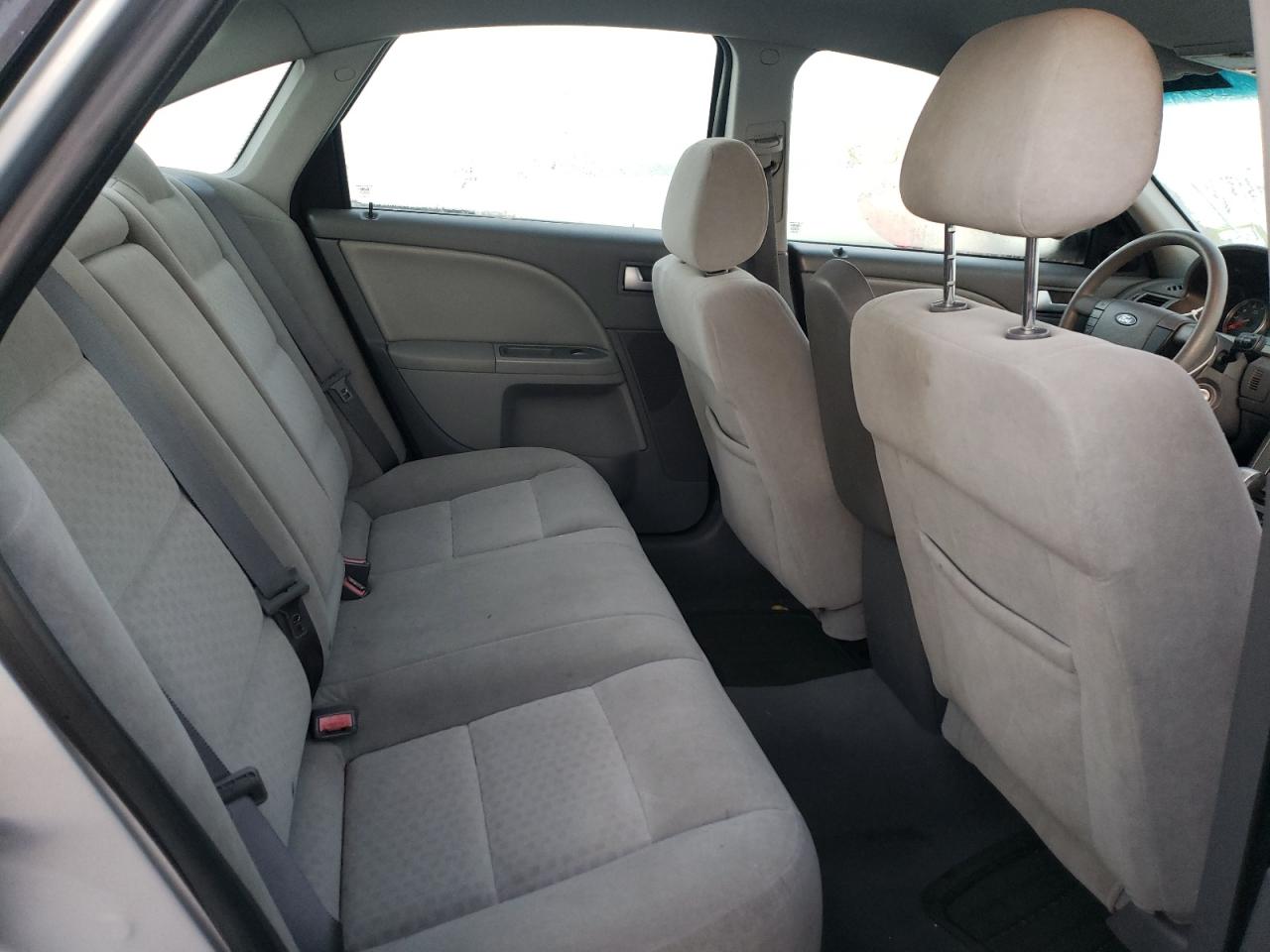 Photo 6 from auction – 2005 FORD FIVE HUNDR with VIN 1FAFP23155G131760