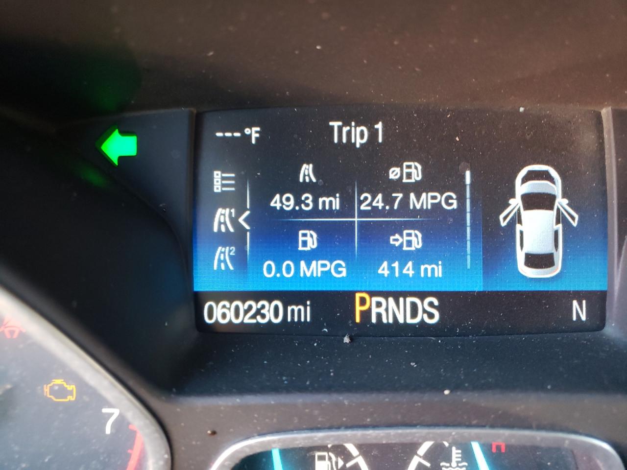 Photo 8 from auction – 2017 FORD ESCAPE SE with VIN 1FMCU9GD8HUB99524