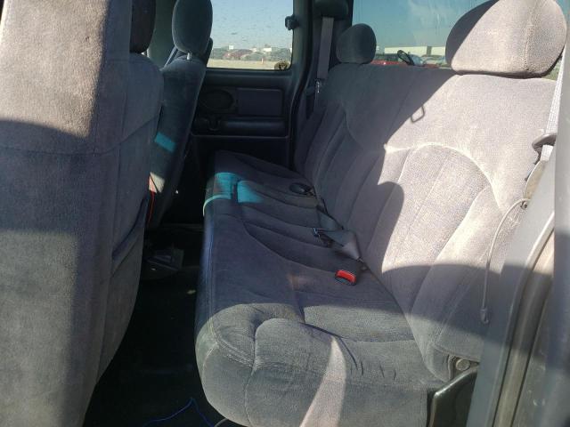Photo 6 from auction – 2001 CHEVROLET SILVERADO with VIN 2GCEK19T411363507