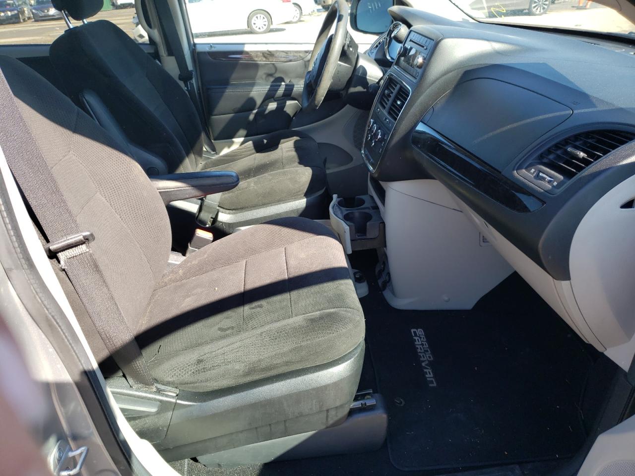 Photo 5 from auction – 2013 DODGE CARAVAN with VIN 2C4RDGBG4DR676316