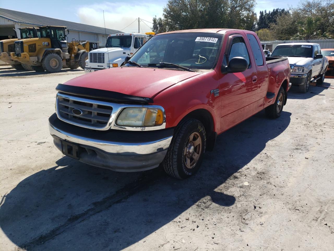 Photo 2 from auction – 2003 FORD F150 with VIN 1FTRX07W33KD87083
