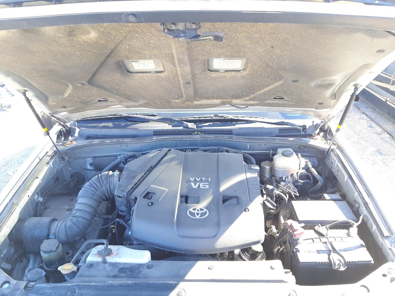 Photo 7 from auction – 2008 TOYOTA 4RUNNER SR with VIN JTEZU14R58K016488