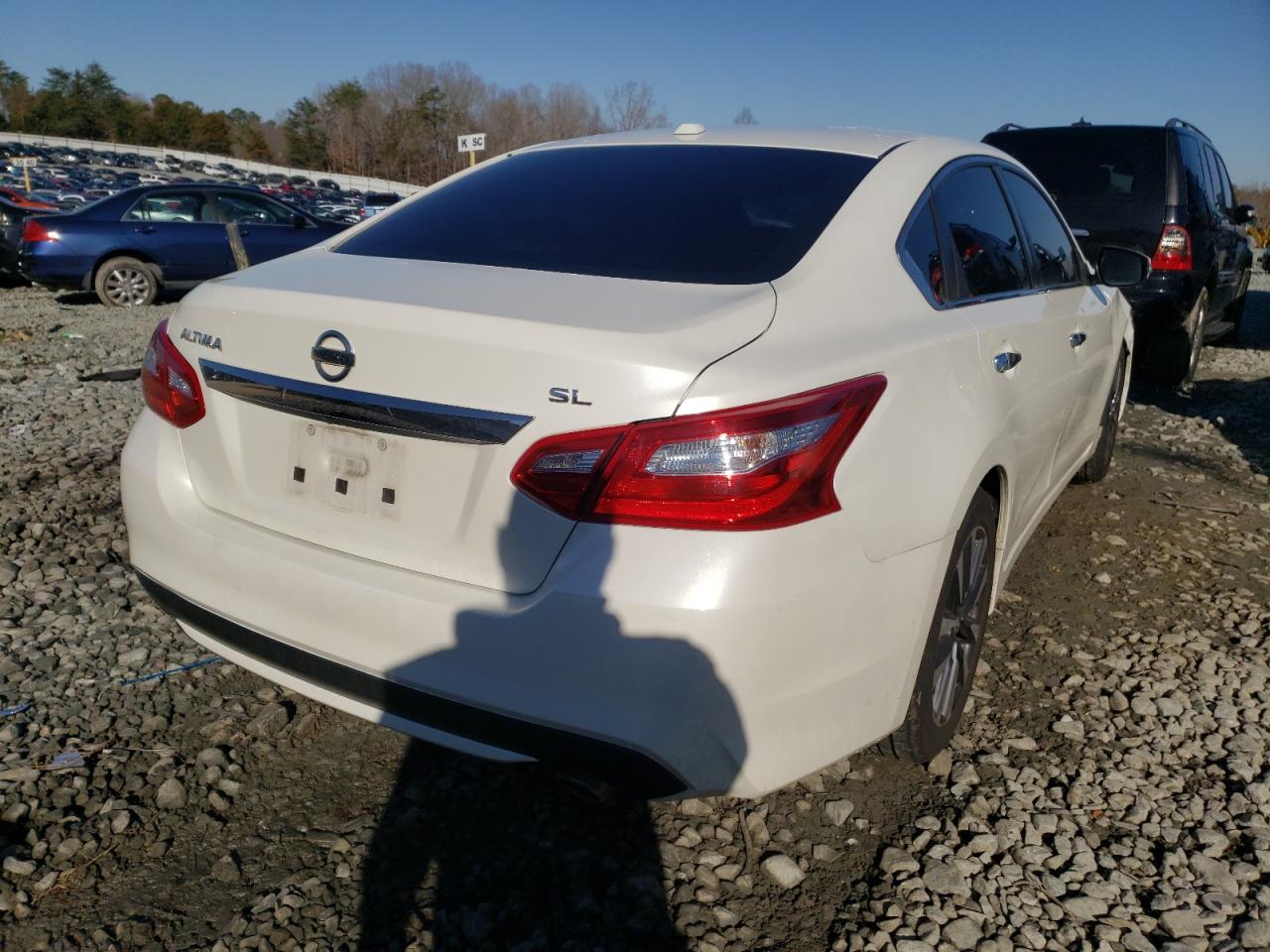 Photo 4 from auction – 2017 NISSAN ALTIMA 2.5 with VIN 1N4AL3APXHC140310