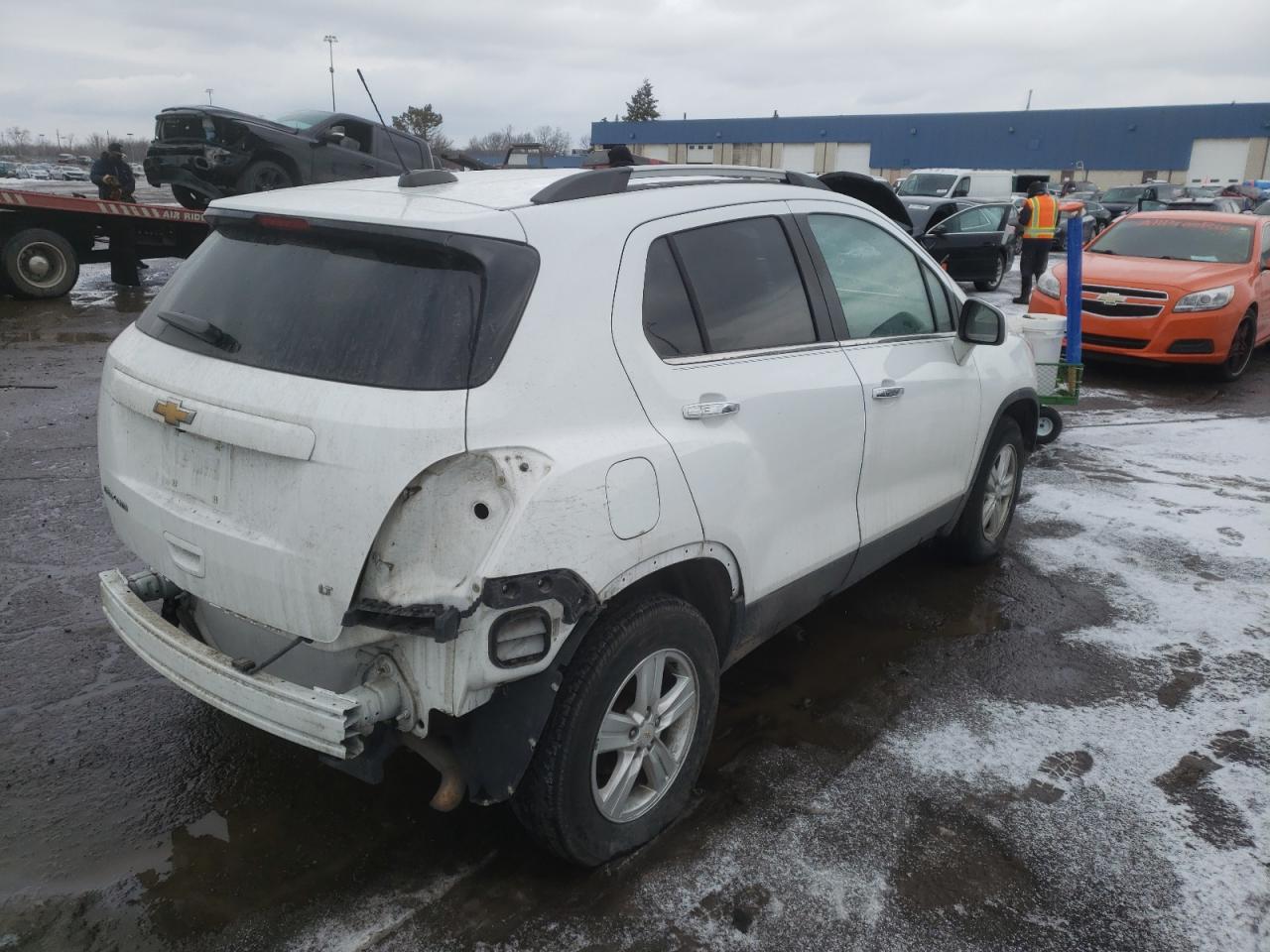Photo 4 from auction – 2018 CHEVROLET TRAX 1LT with VIN KL7CJPSB8JB588525