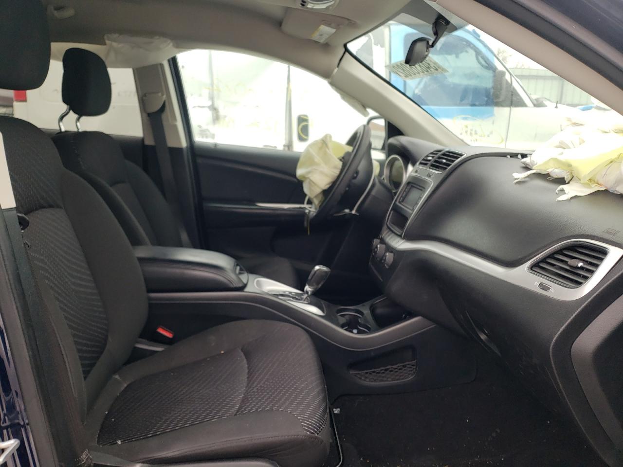Photo 5 from auction – 2018 DODGE JOURNEY SE with VIN 3C4PDCAB1JT170473