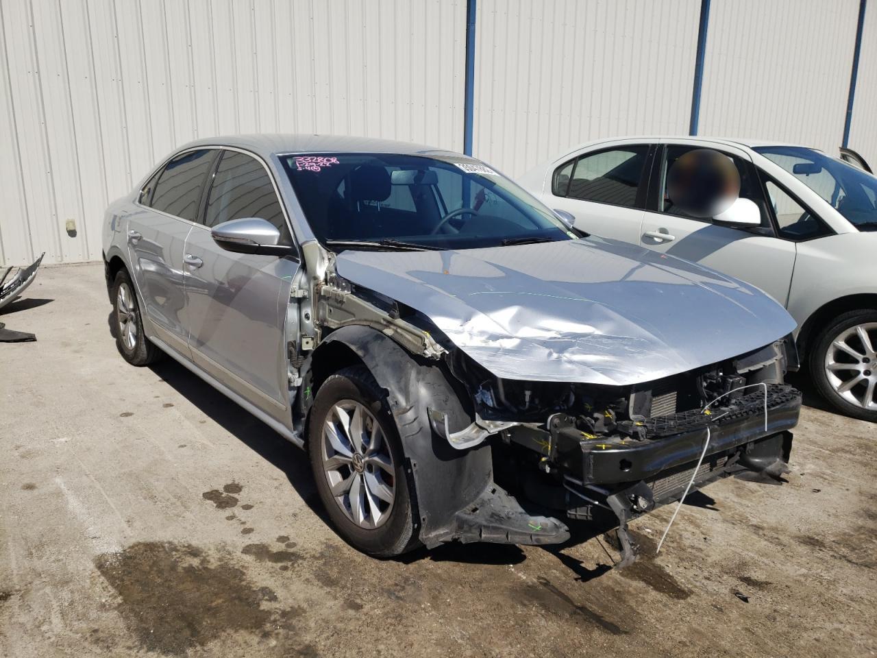 Photo 1 from auction – 2017 VOLKSWAGEN PASSAT S with VIN 1VWAT7A37HC048552