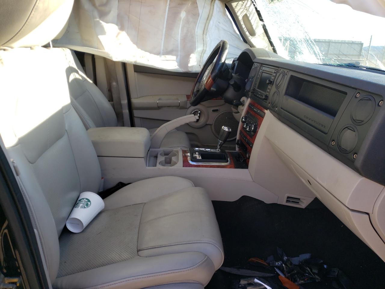 Photo 5 from auction – 2007 JEEP COMMANDER with VIN 1J8HG58237C552868