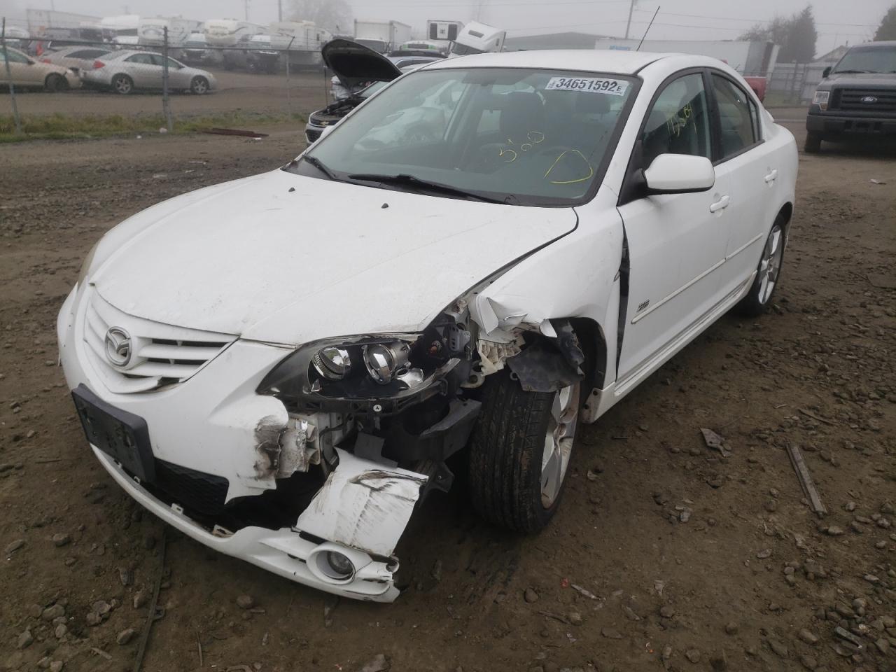 Photo 2 from auction – 2004 MAZDA 3 S with VIN JM1BK323641184582