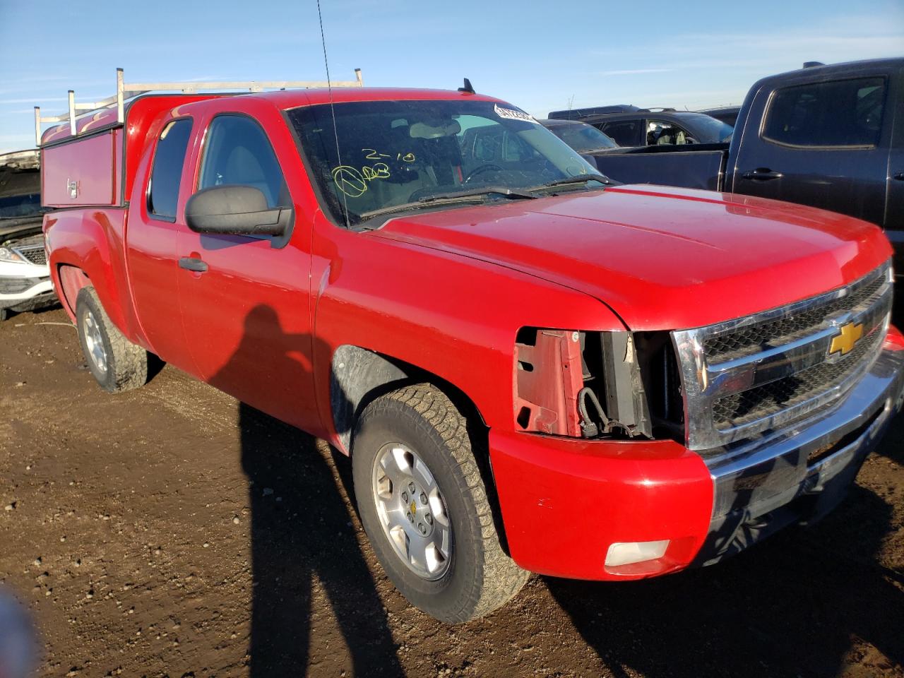 CHEVROLET SILVERADO 2011 with VIN 1GCRKSE36BZ128712 - Photo from auction