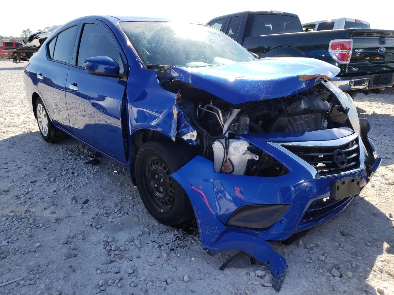 NISSAN VERSA S 2016 with VIN 3N1CN7APXGL846249 - Photo from auction